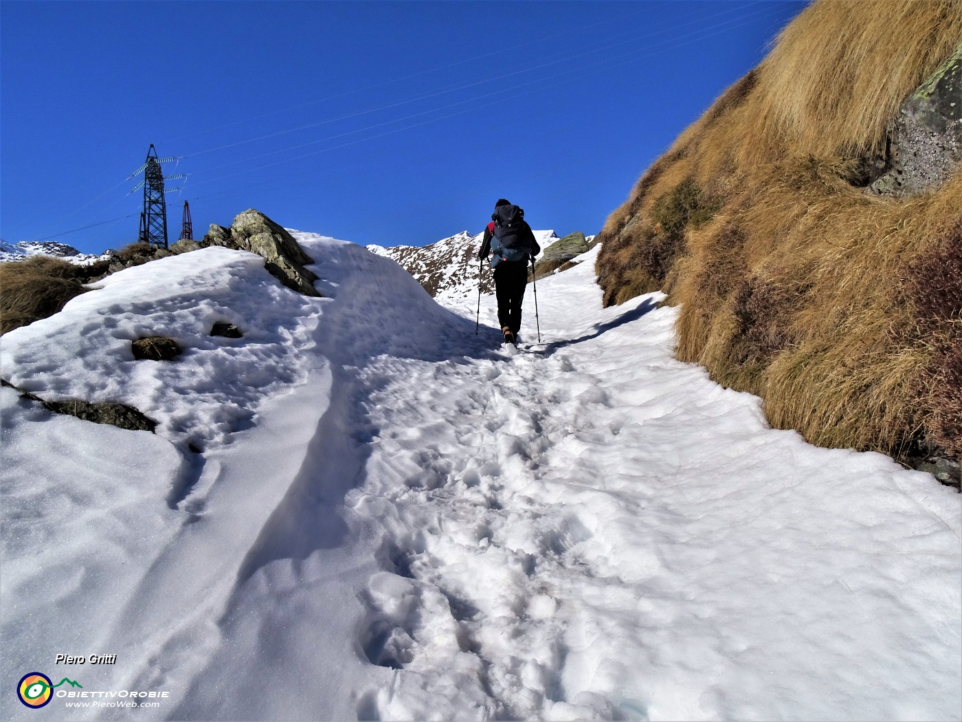 33 Pestiamo neve anche con affondi.JPG